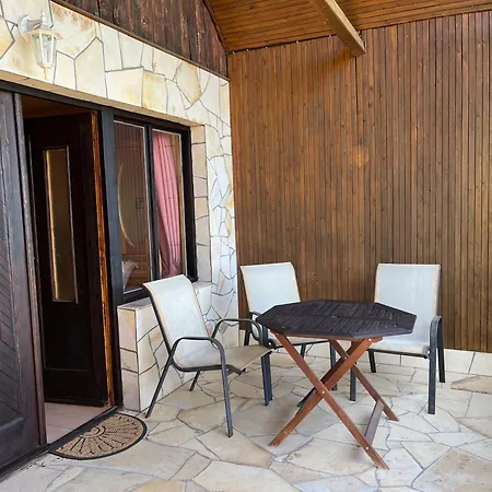 Mandula Haz Feriehus *