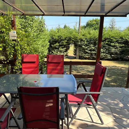 Casa de Férias Mandula Ház